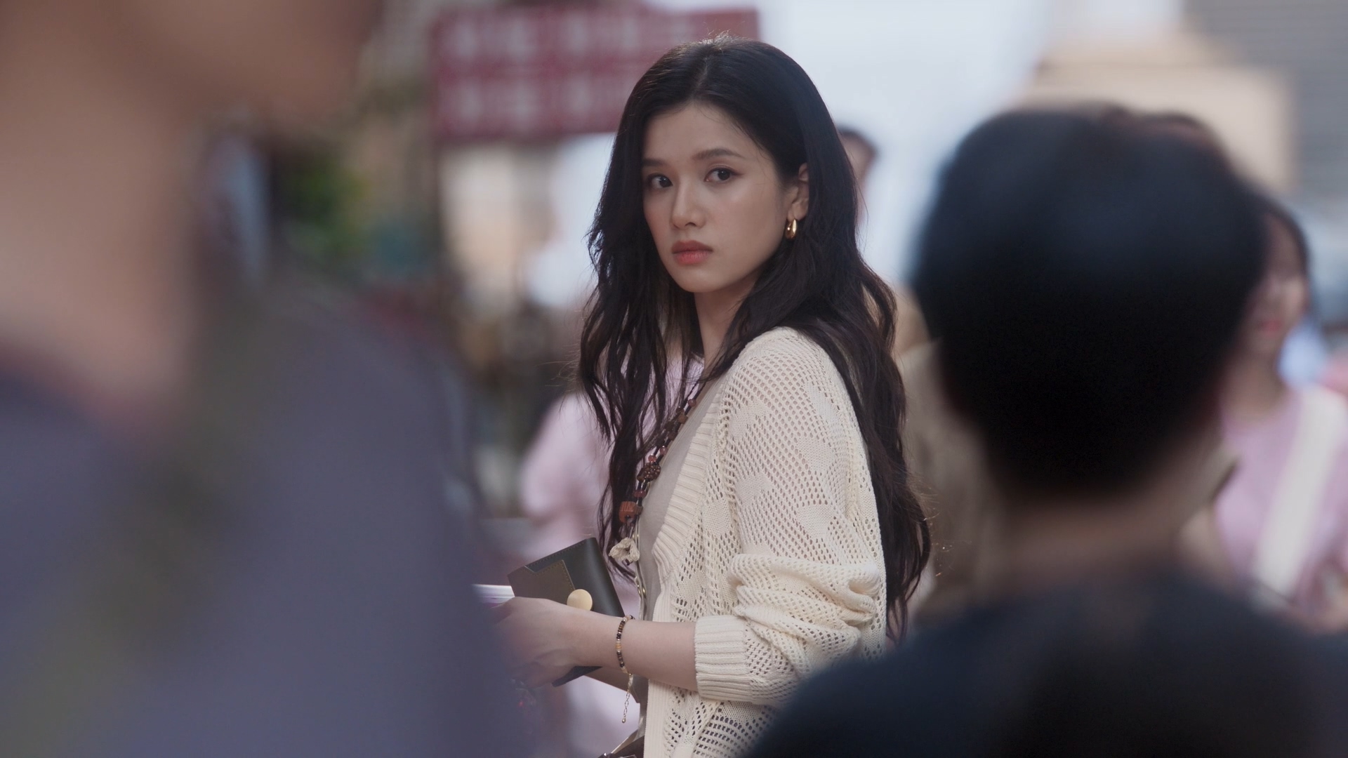 Chó Hoang Và Xương - 346964