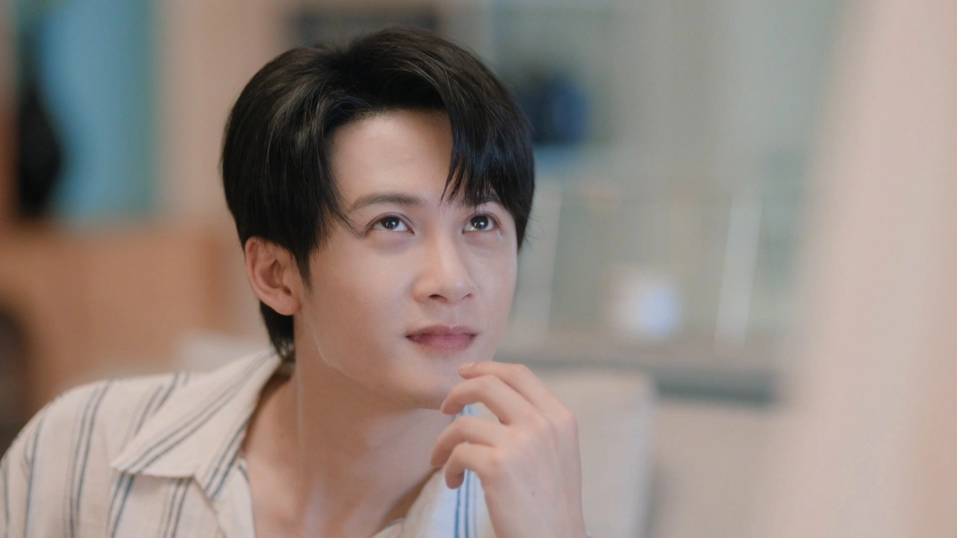 Review Tình Yêu Có Pháo Hoa tập 25–26: Tiền Phi lẻn vào tiệc từ thiện, buộc Liêu Thi Ngữ công khai xin lỗi
