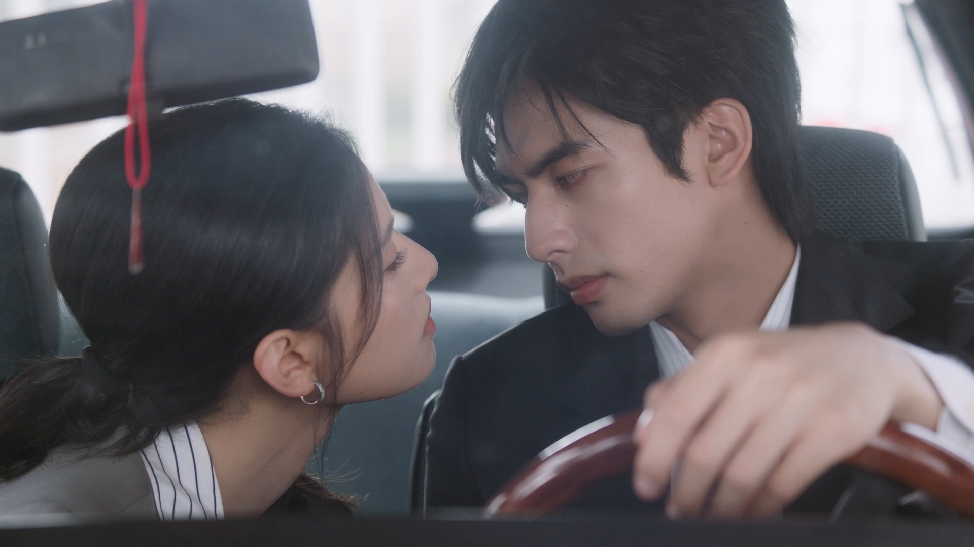 Chó Hoang Và Xương - 347192