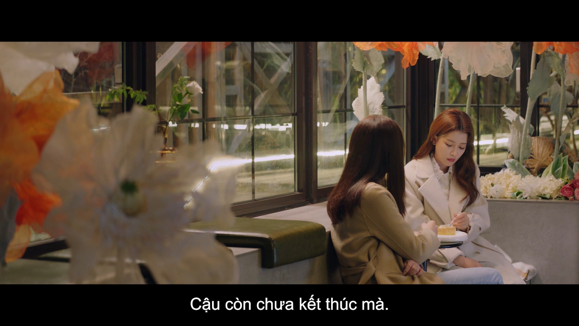 Em Biết Em Yêu Anh - 210379