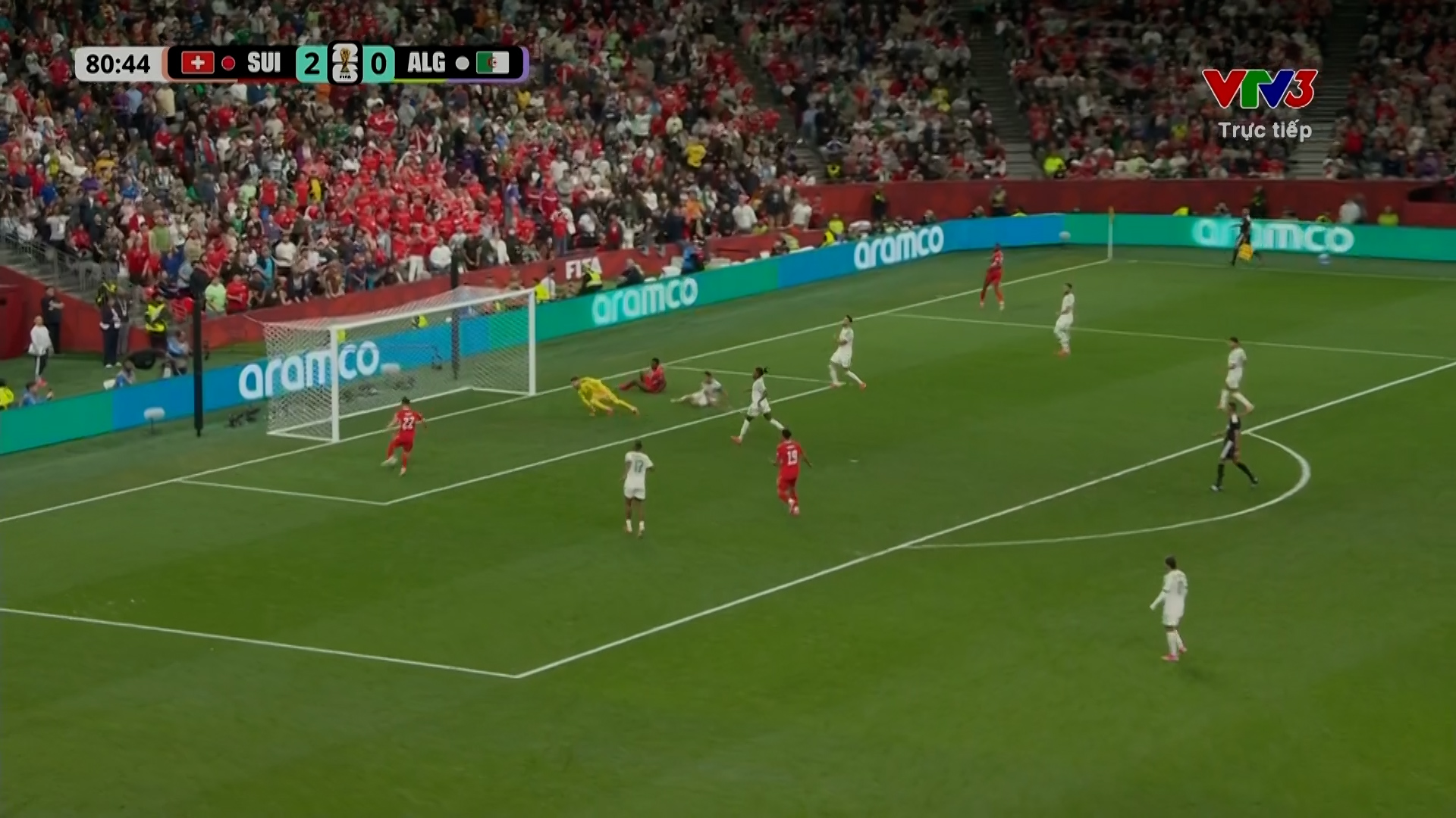 Rieder bỏ lỡ cơ hội mười mươi, Thụy Sĩ vượt qua Algeria với tỉ số 2-0