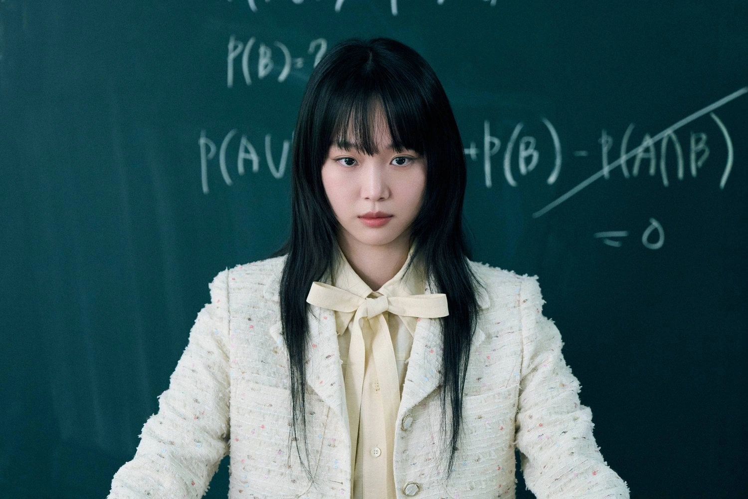 Teach You A Lesson và cơn sốt phim công lý học đường